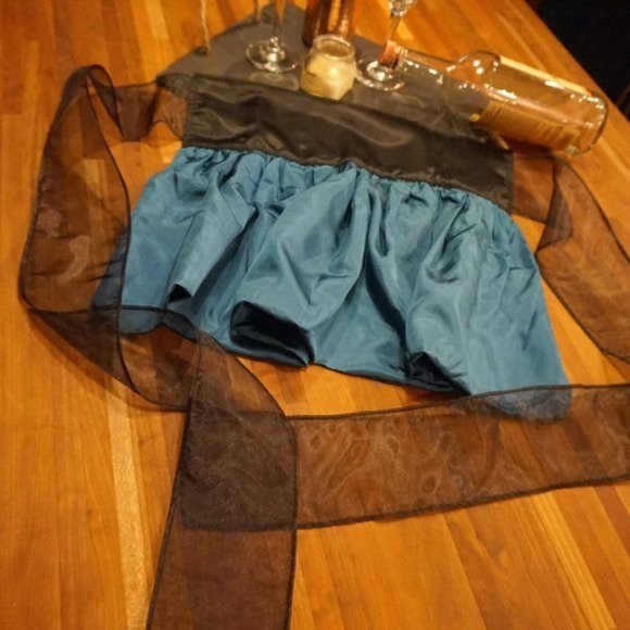 Satin Hostess Cocktail Apron - Picture 4 of 7